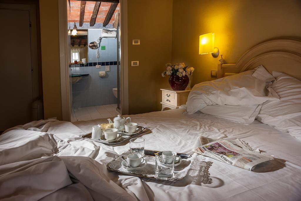 Suite Accommodation Mastiano Екстериор снимка