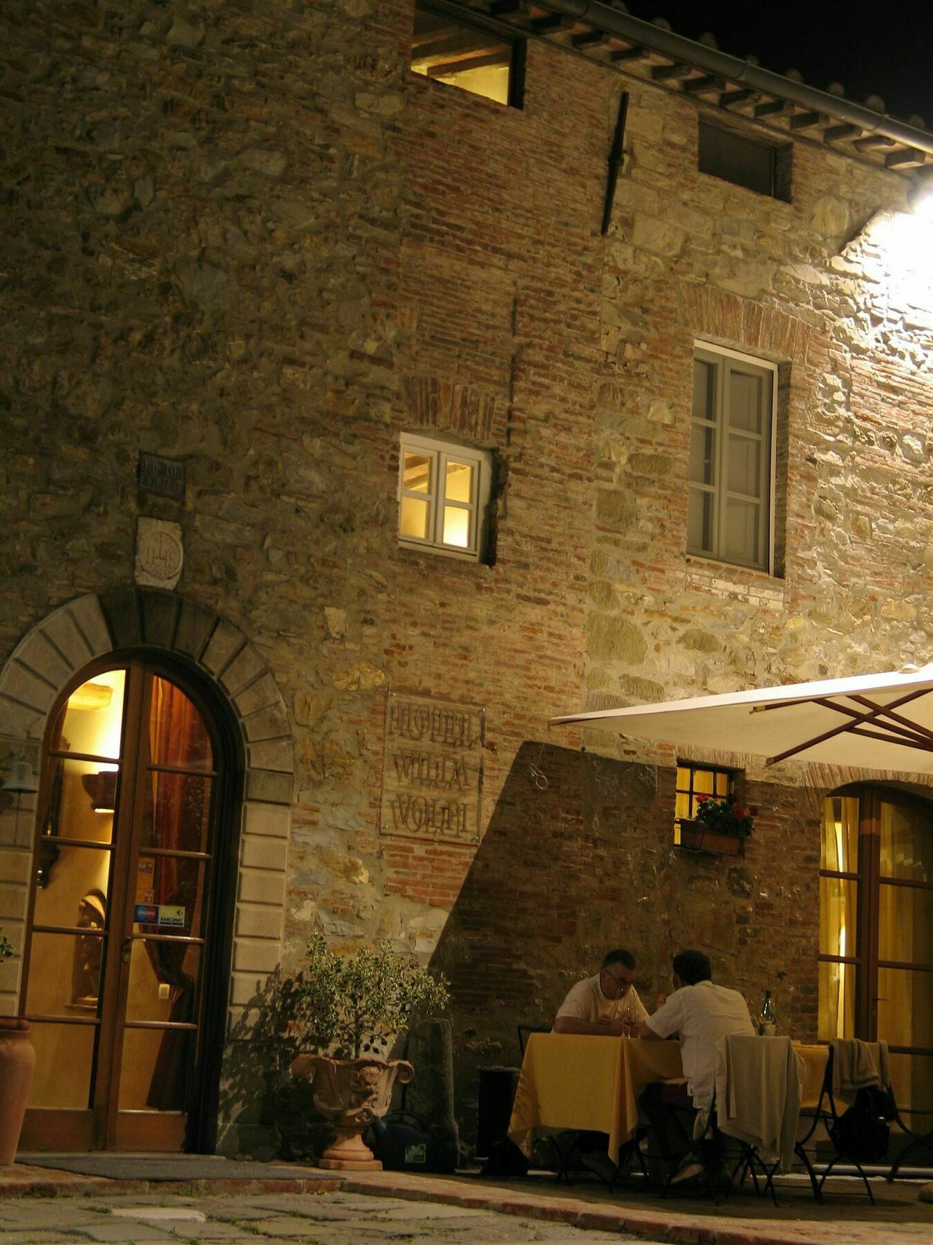 Suite Accommodation Mastiano Екстериор снимка